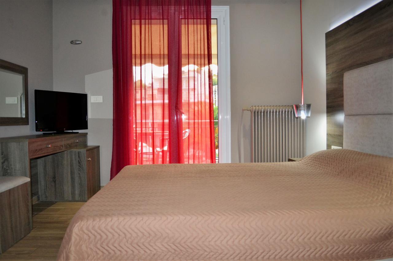 Ritsas Hotel Tolo Bagian luar foto