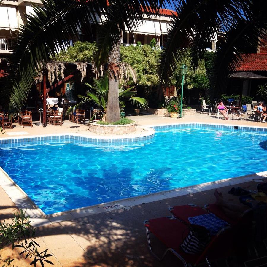 Ritsas Hotel Tolo Bagian luar foto
